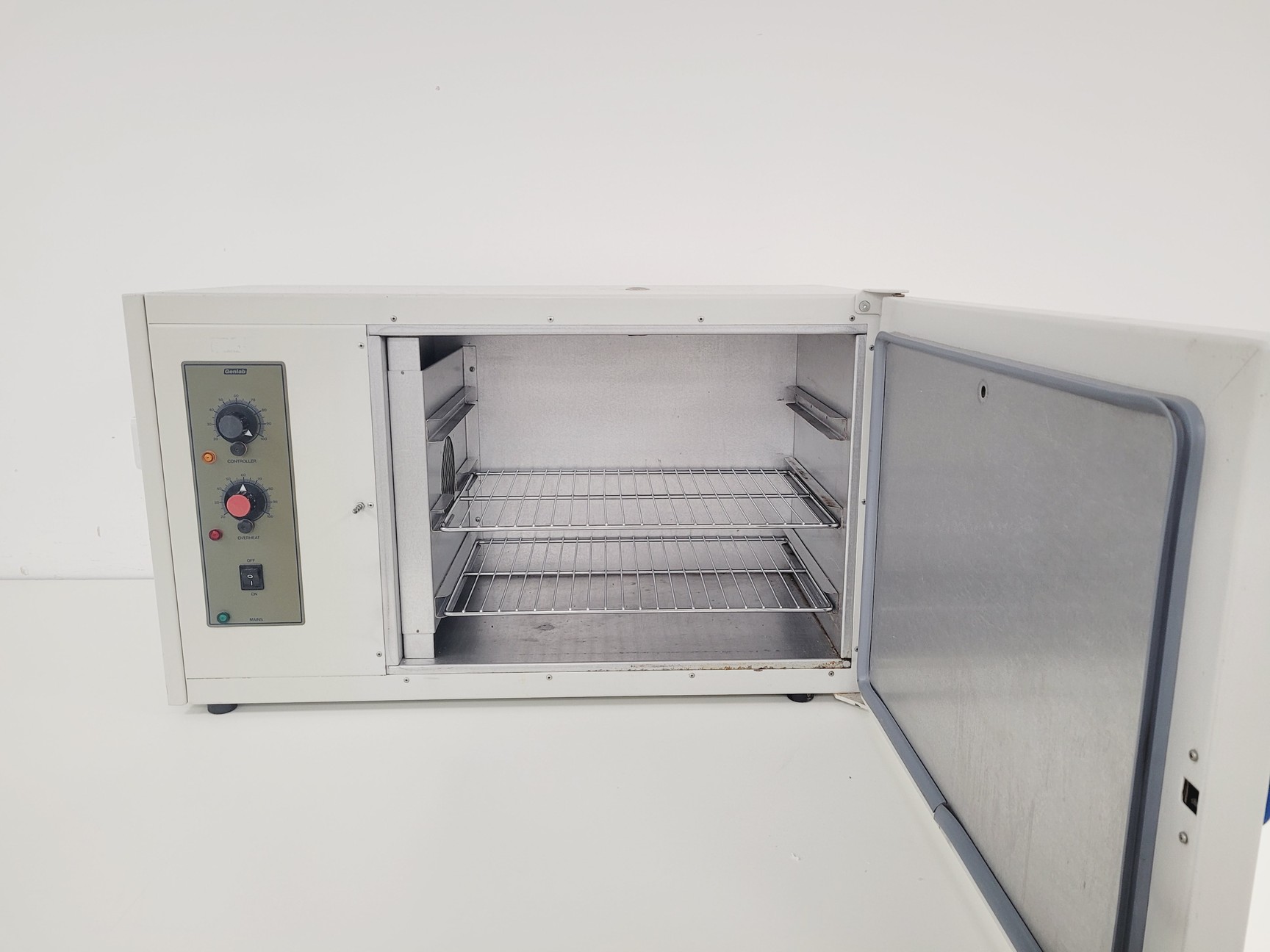 Image of GenLab Incubator Model INC60F Lab