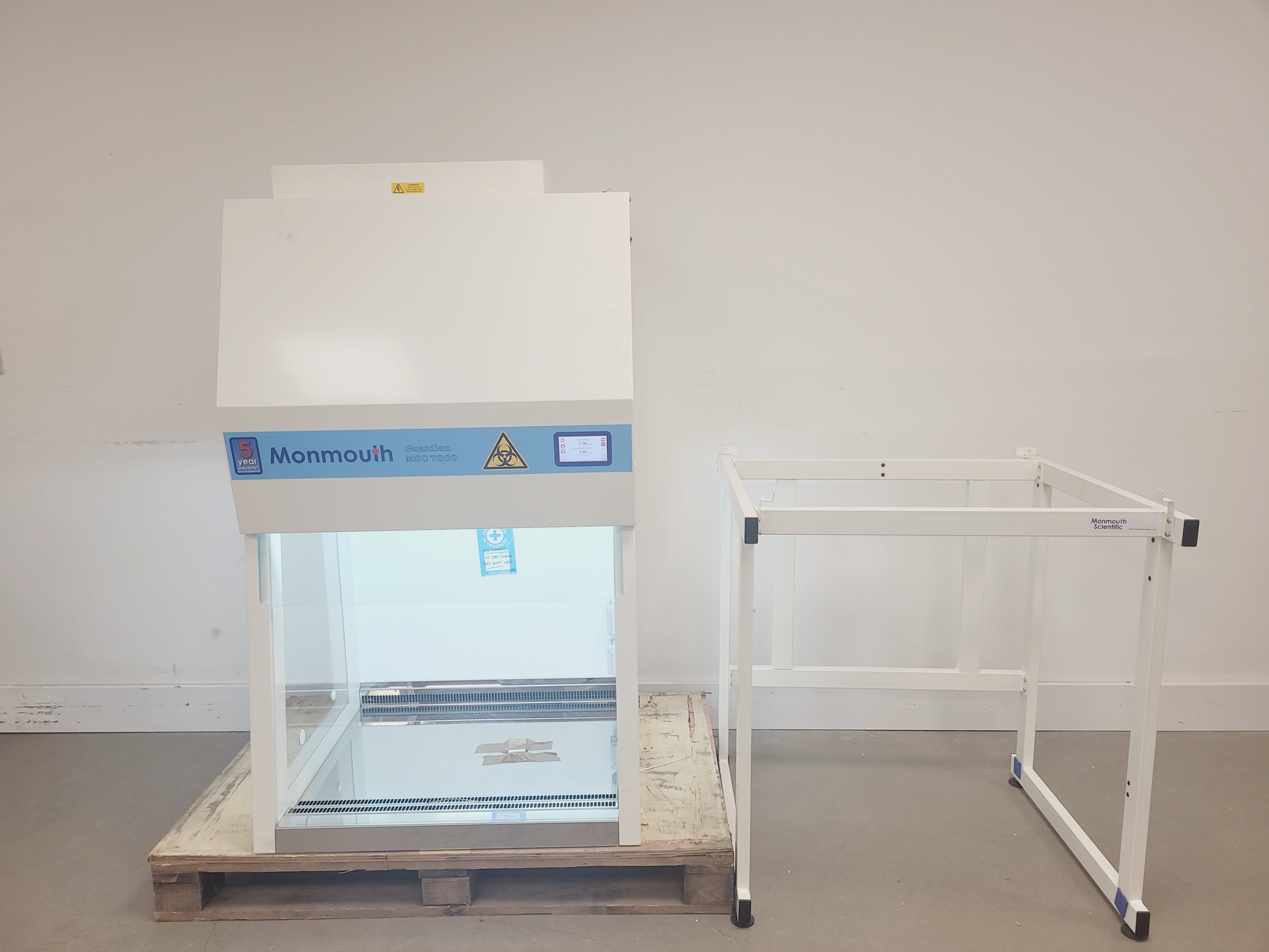 Image of Monmouth Guardian MSC T800 Fume Cabinets With Frame Lab