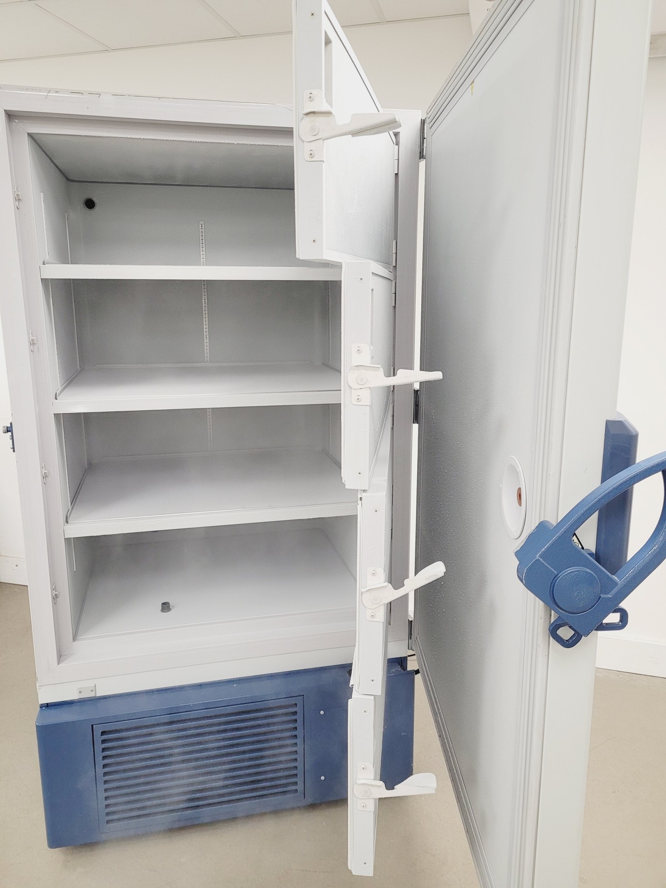 Image of Haier ULT FREEZER -86ºc Model DW-86L828J Lab