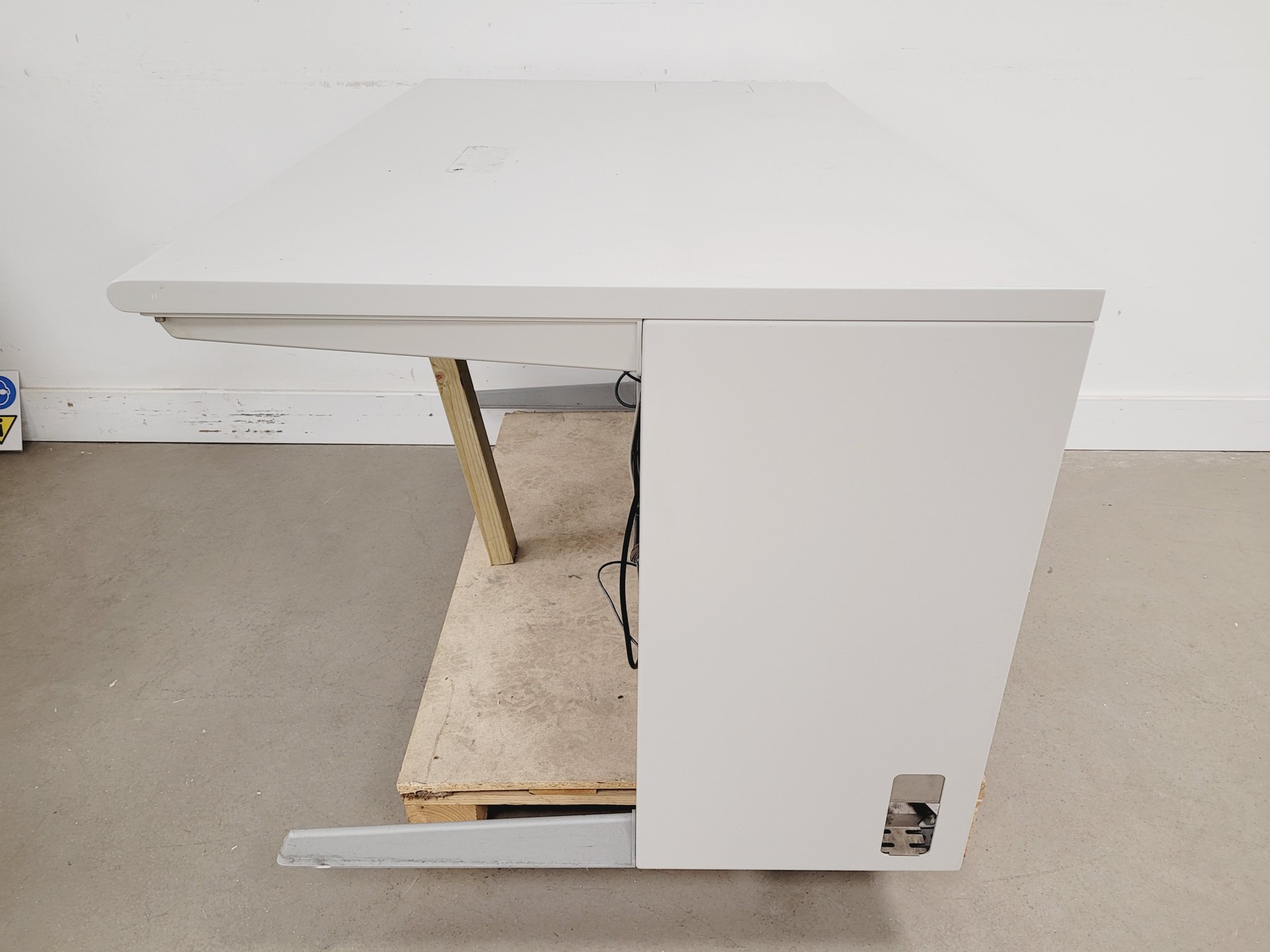 Image of FEI XL30 ESEM Scanning Electronic Microscope System Spares/Repair Lab