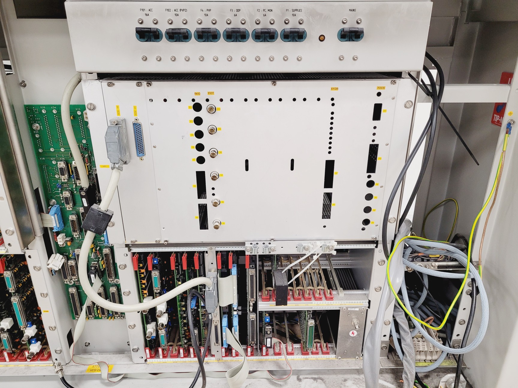 Image of FEI XL30 ESEM Scanning Electronic Microscope System Spares/Repair Lab