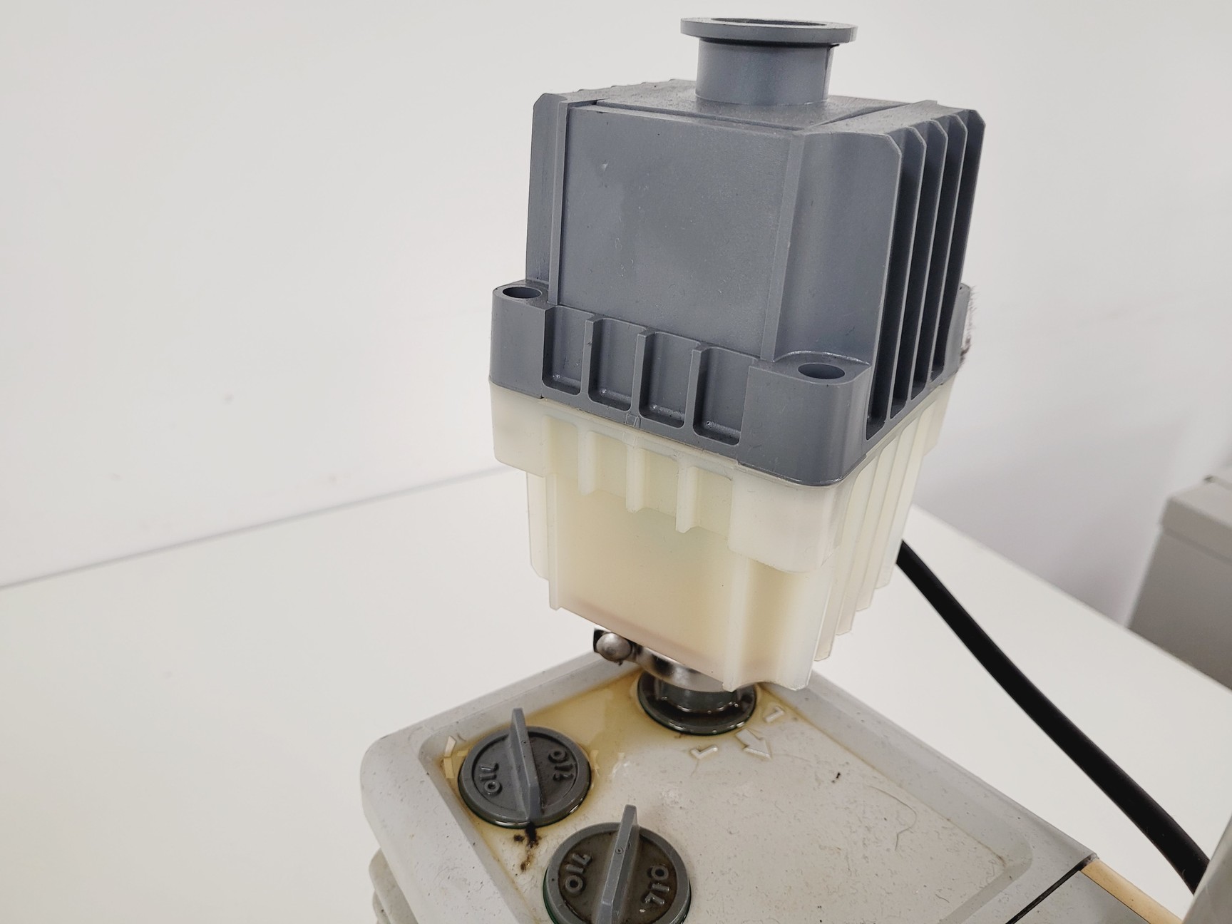 Image of FEI XL30 ESEM Scanning Electronic Microscope System Spares/Repair Lab