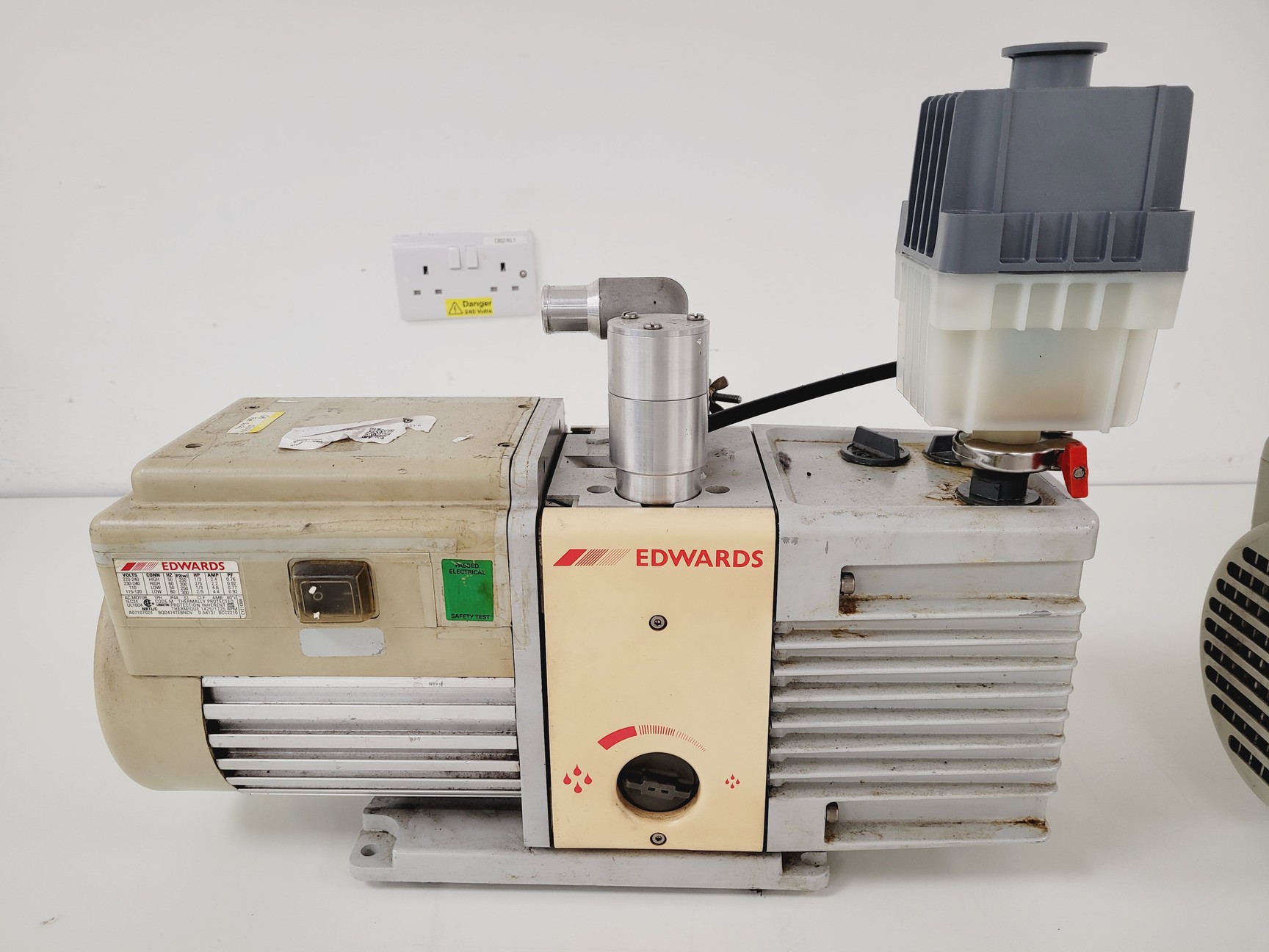 Image of FEI XL30 ESEM Scanning Electronic Microscope System Spares/Repair Lab