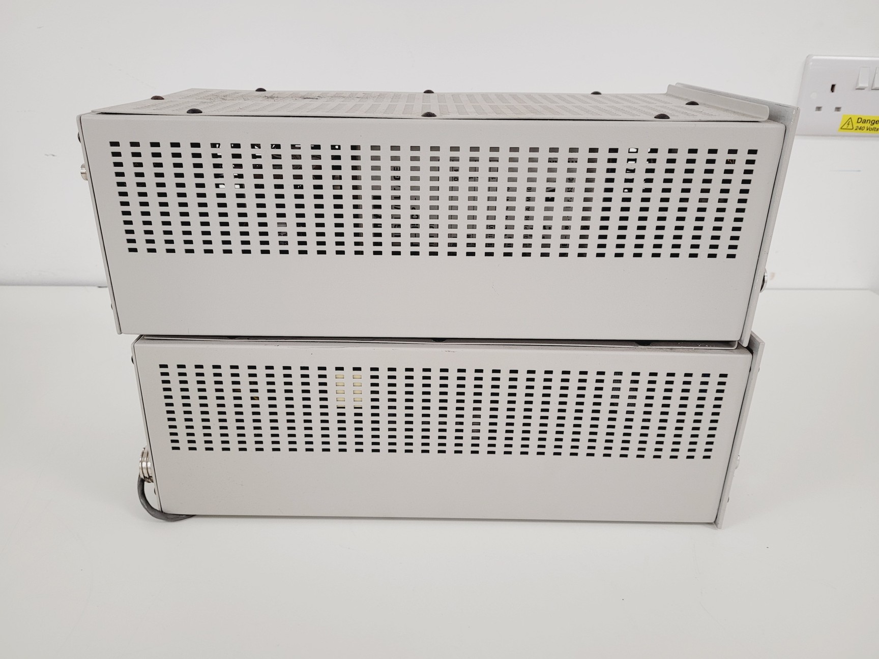 Image of FEI XL30 ESEM Scanning Electronic Microscope System Spares/Repair Lab