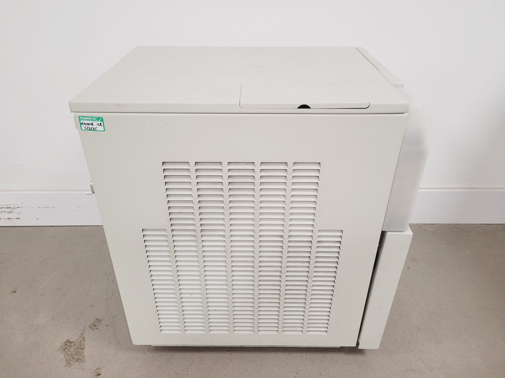 Image of Thermo Neslab Merlin M75 Recirculating Chiller Lab