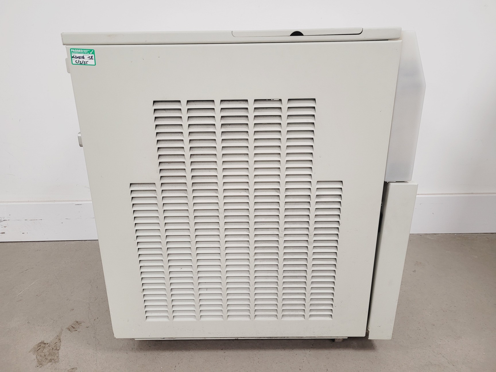 Image of Thermo Neslab Merlin M75 Recirculating Chiller Lab