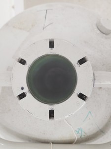 Thumbnail image of Union Carbide Liquid Nitrogen Dewar Lx28 Wx28 Hx60cm Lab