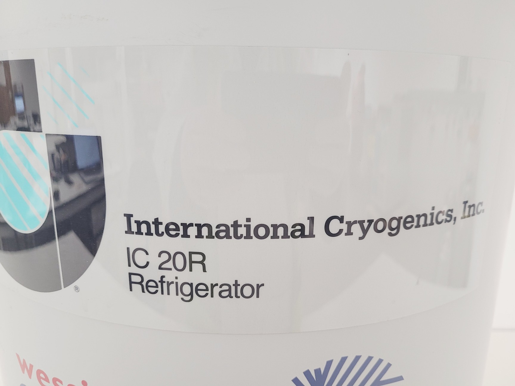 Image of Wessington Cryogenics IC 20R Dewar Lab