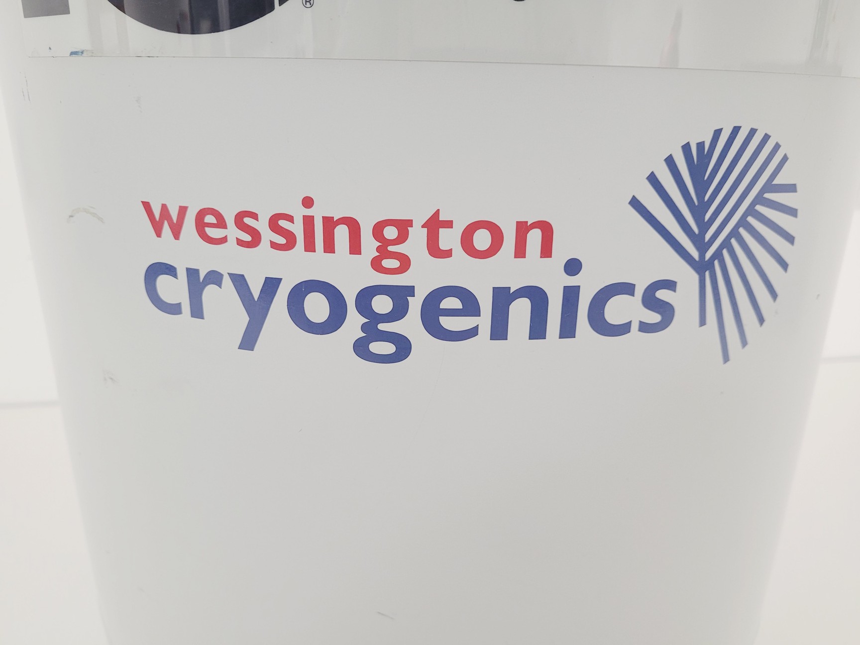 Image of Wessington Cryogenics IC 20R Dewar Lab