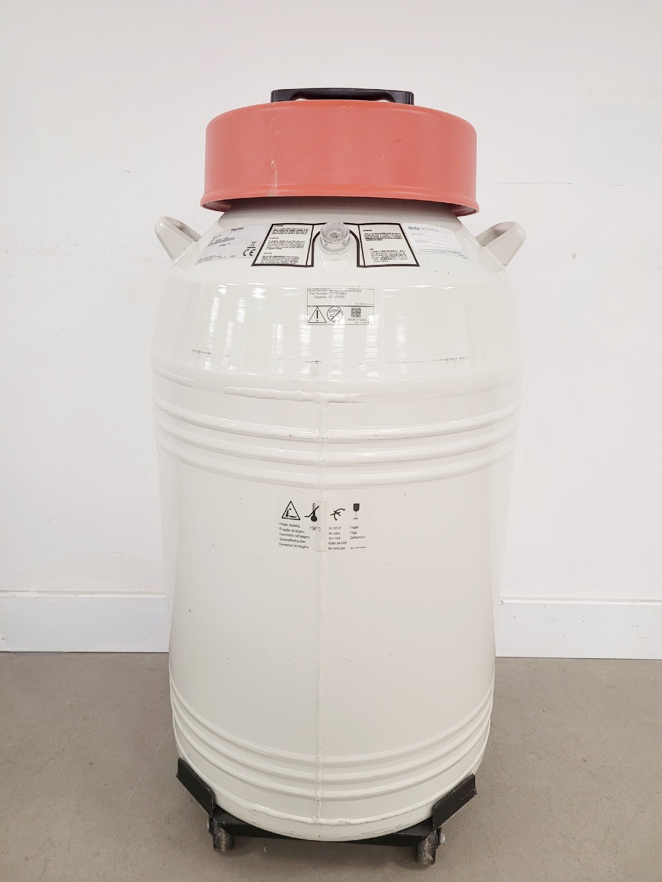 Image of  Thermo Scientific Locator 4 Plus Cryogenic Liquid Nitrogen Dewar