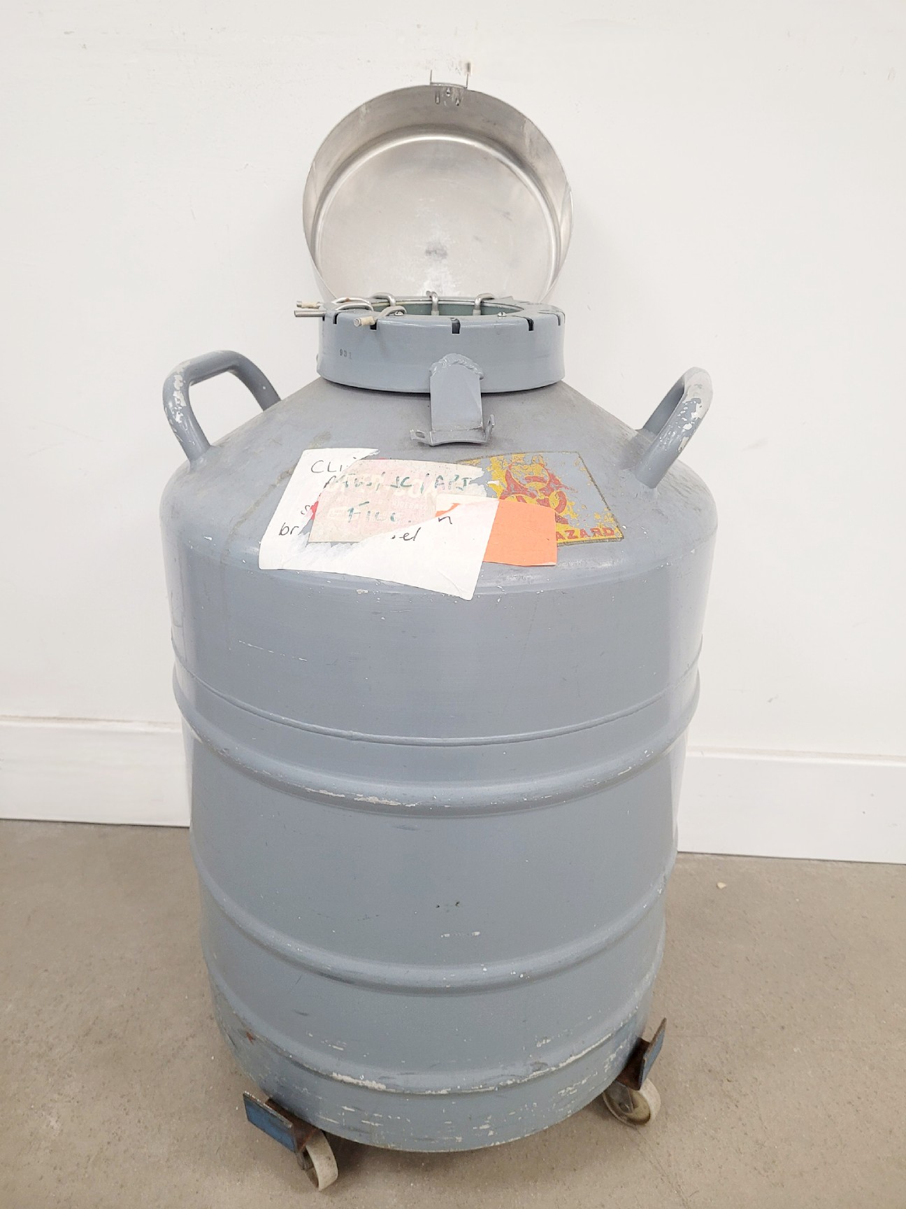 Image of Jencons Scientific LTD Super 30A Nitrogen Dewar Lab