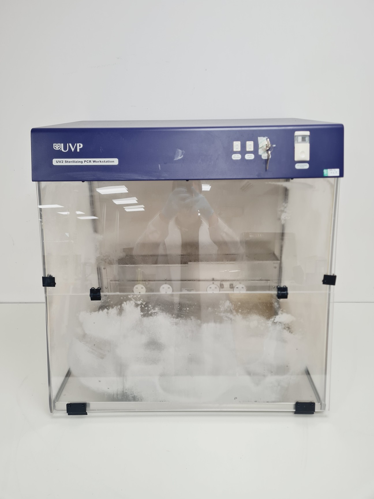 Image of UVP UV2 Sterilizing PCR Workstation Lab