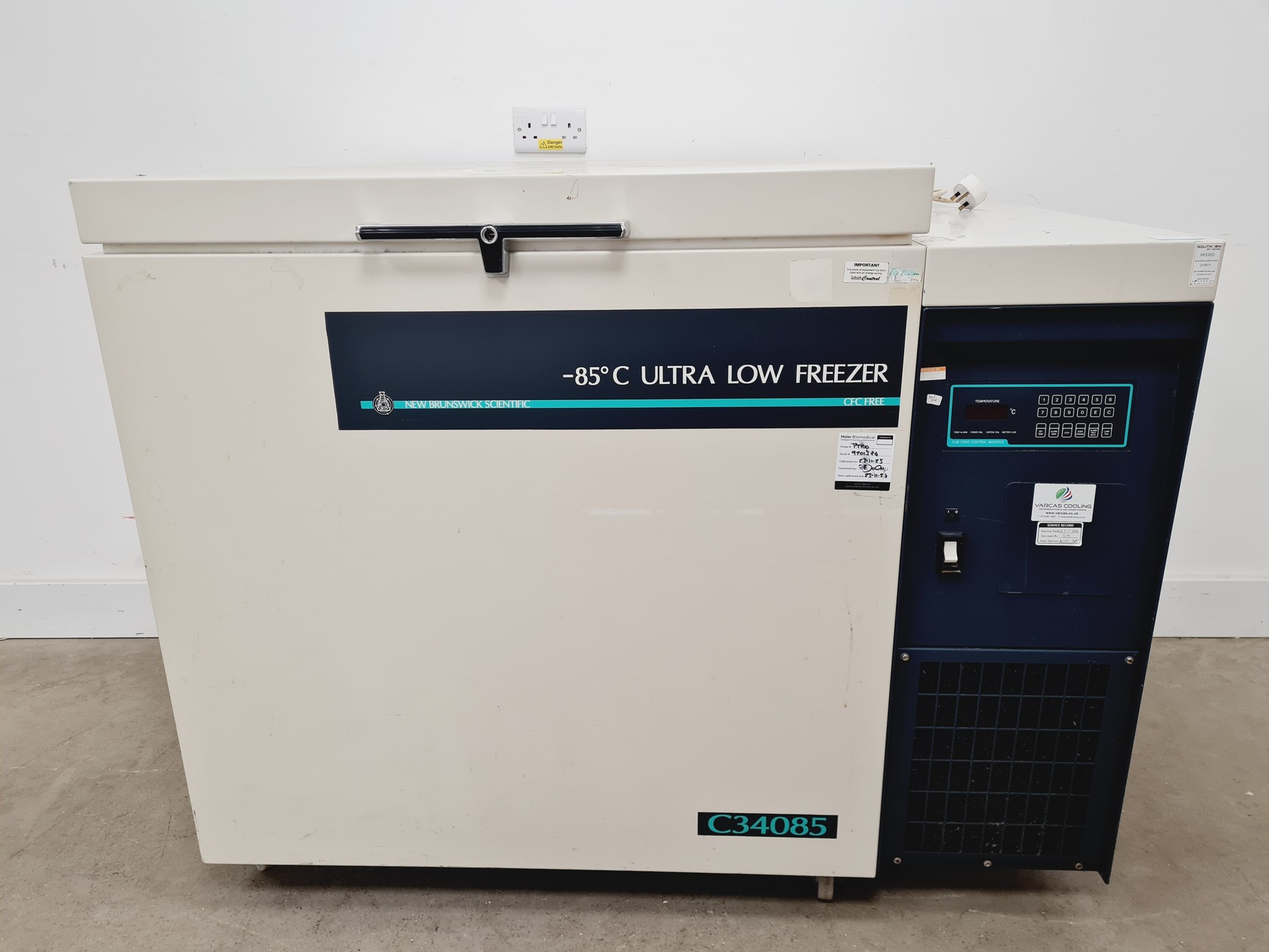 Image of New Brunswick C34085 -85ºc Chest Freezer Lab