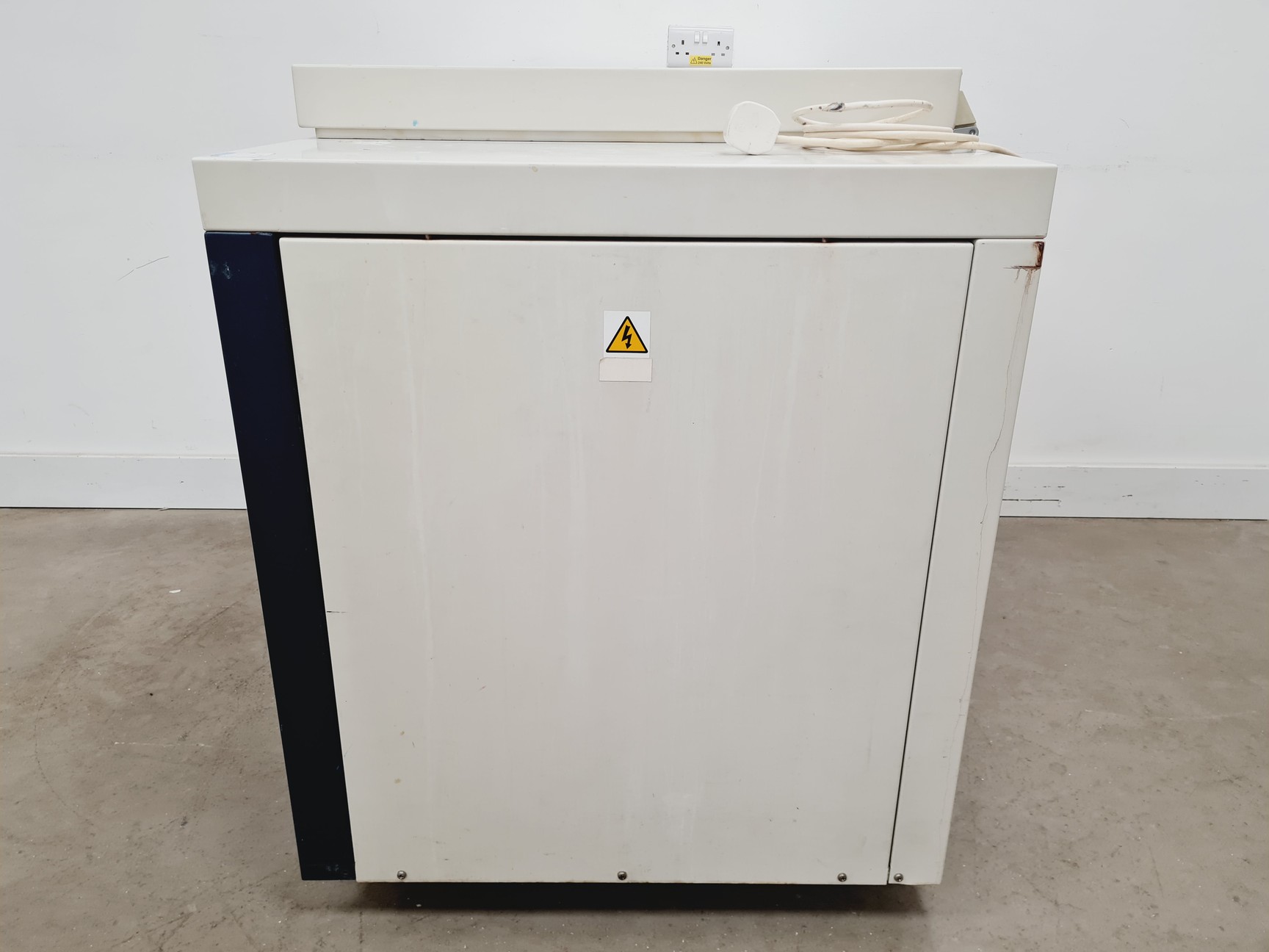 Image of New Brunswick C34085 -85ºc Chest Freezer Lab