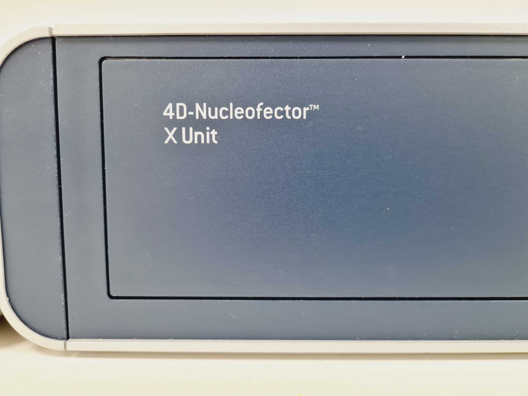 Image of Lonza 4D Nucleofactor X Unit + Nucleofactor Core Unit Nucleofection System Lab