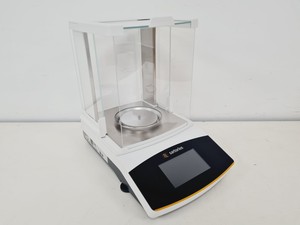 Image of Sartorius Securia124-S 4DP Analytical Balance Lab