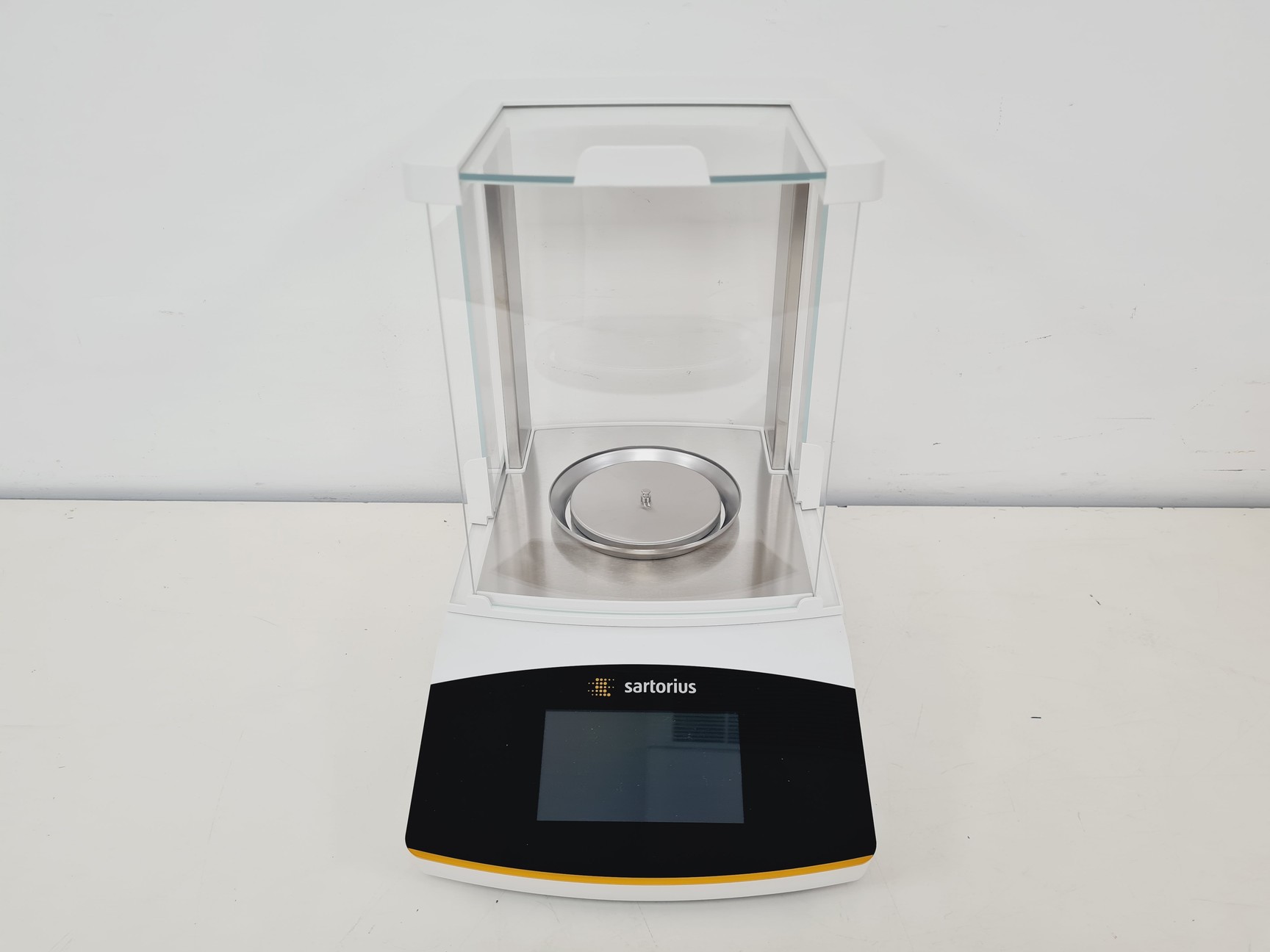 Image of Sartorius Securia124-S 4DP Analytical Balance Lab