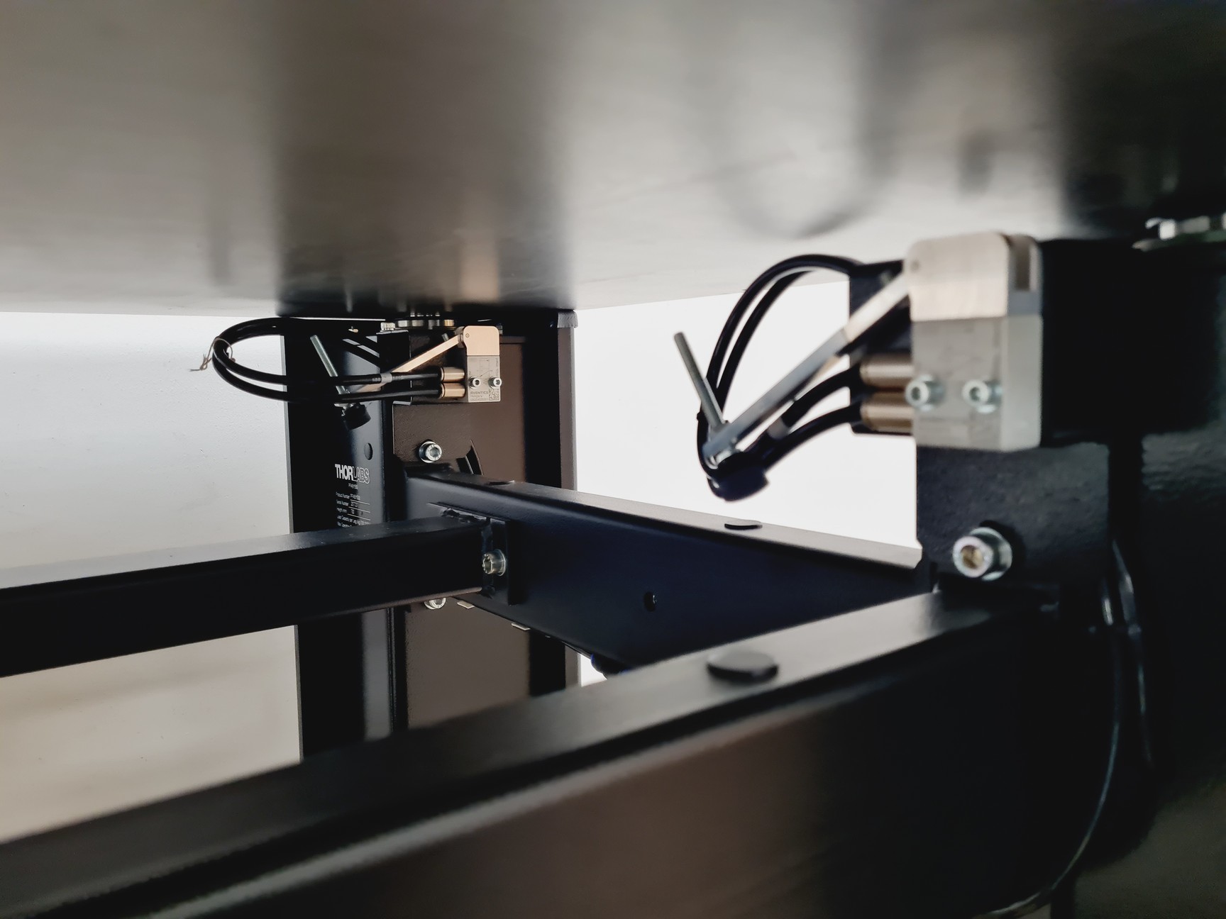 Image of Thorlabs Nexus Metric Anti Vibration Optical Table Lab