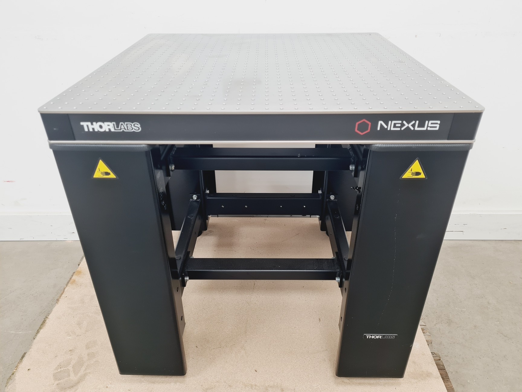 Image of Thorlabs Nexus Metric Anti Vibration Optical Table Lab