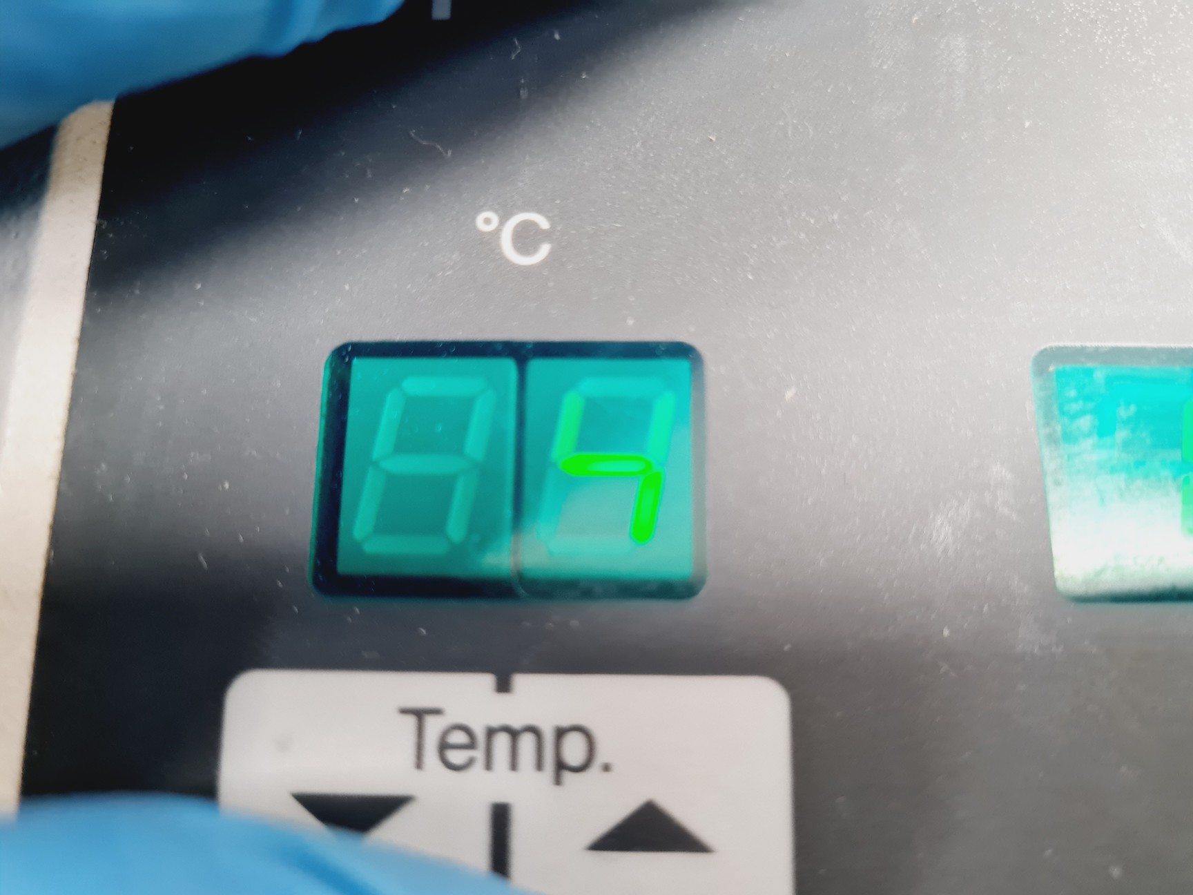 Image of Eppendorf 5402 Refrigerated Centrifuge w/  Eppendorf F-45-18-11 Rotor Lab