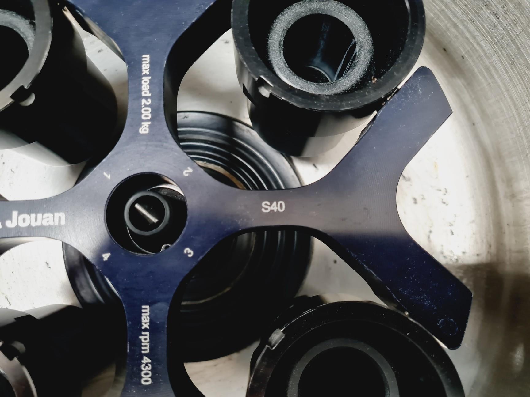 Image of Jouan BR4i Refrigerated Centrifuge with S40 Rotor Lab