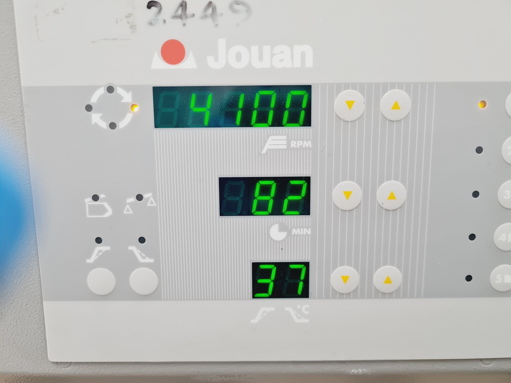 Image of Jouan BR4i Refrigerated Centrifuge with S40 Rotor Lab