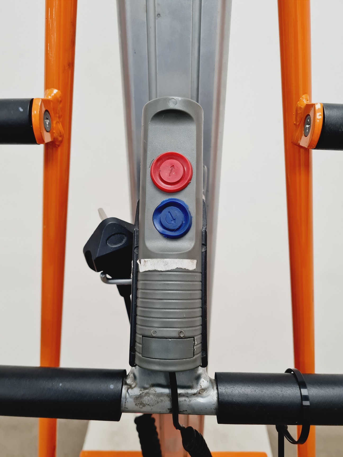 Image of Record WPE 100 Electric Work Positioner 100kg