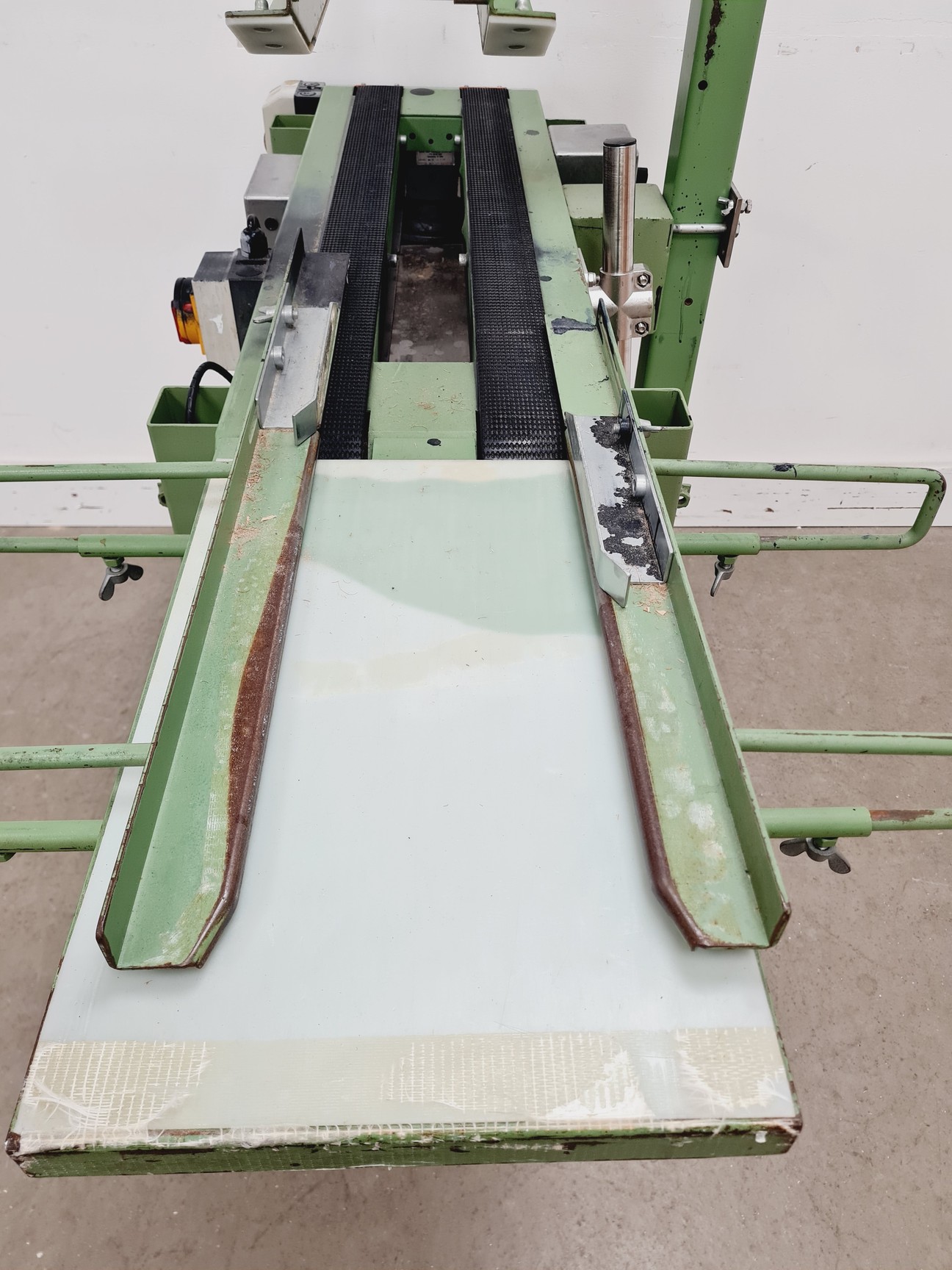 Image of Loveshaw Little David LD19PT Box Taping Machine 