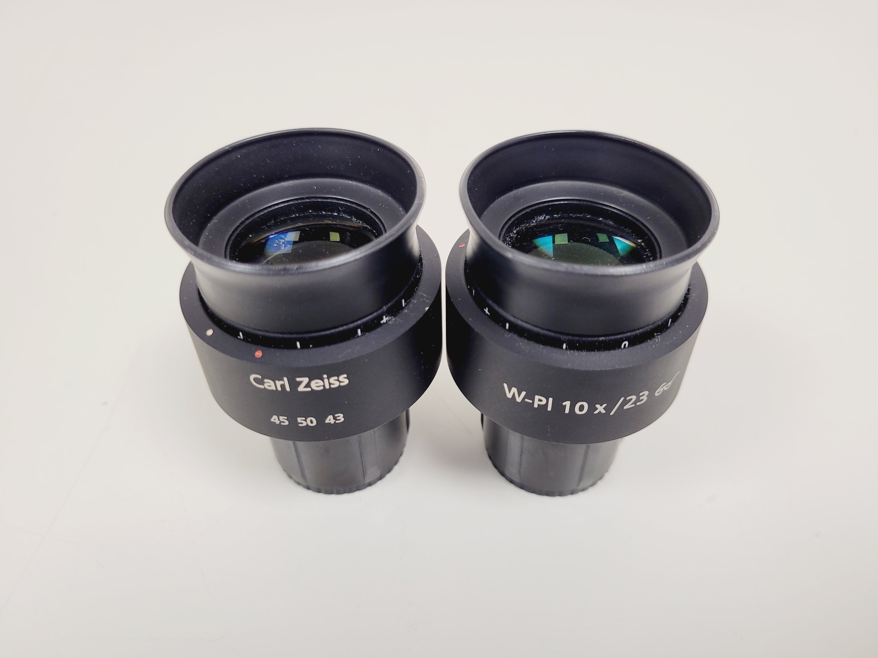 Image of Zeiss AxioSkop 2  Microscope w/ 3 x Objectives 20/40/100x Lab