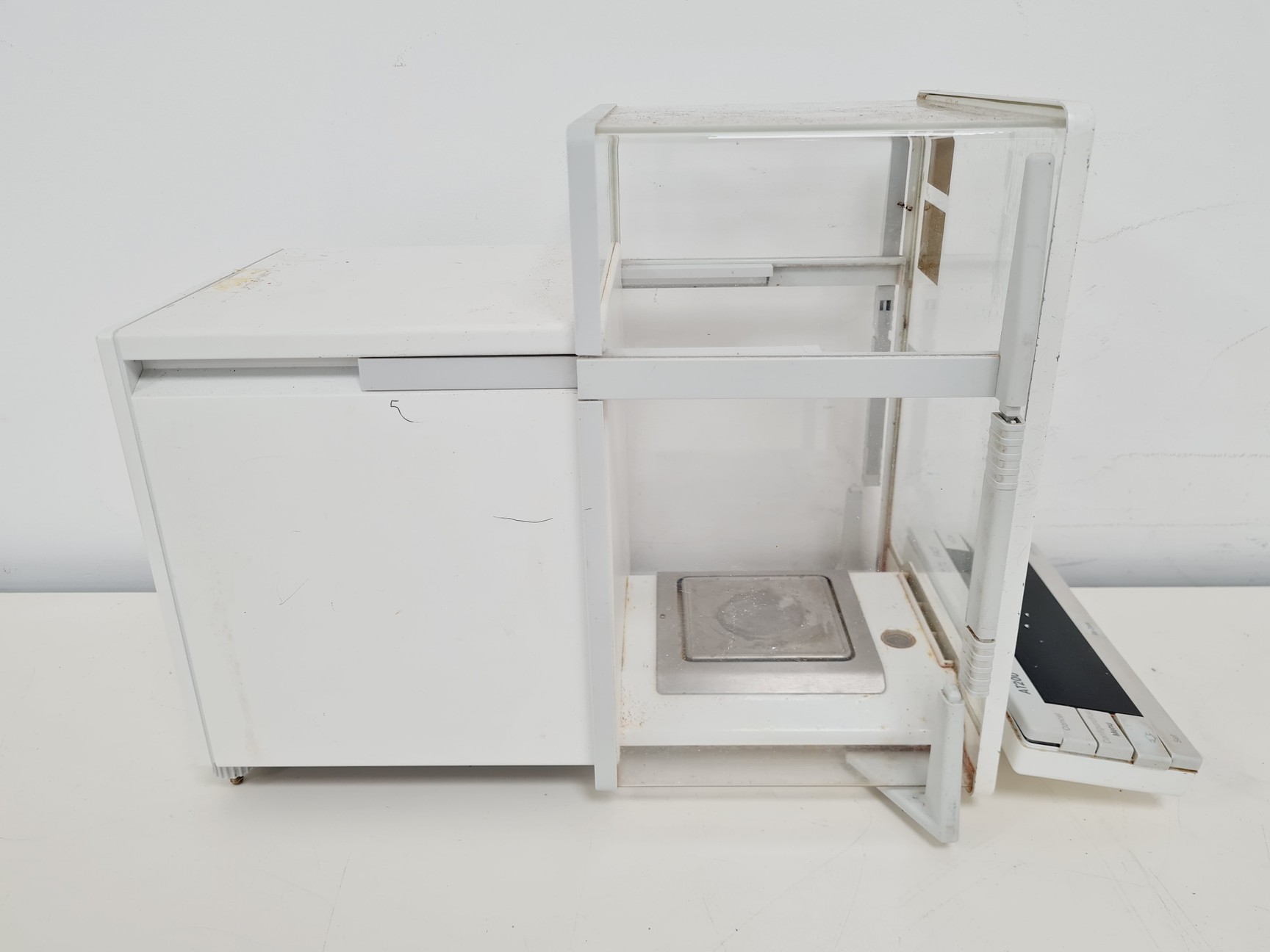 Image of Mettler Toledo AT200 Balance With LC-P45 Printer Spares/Repair Lab