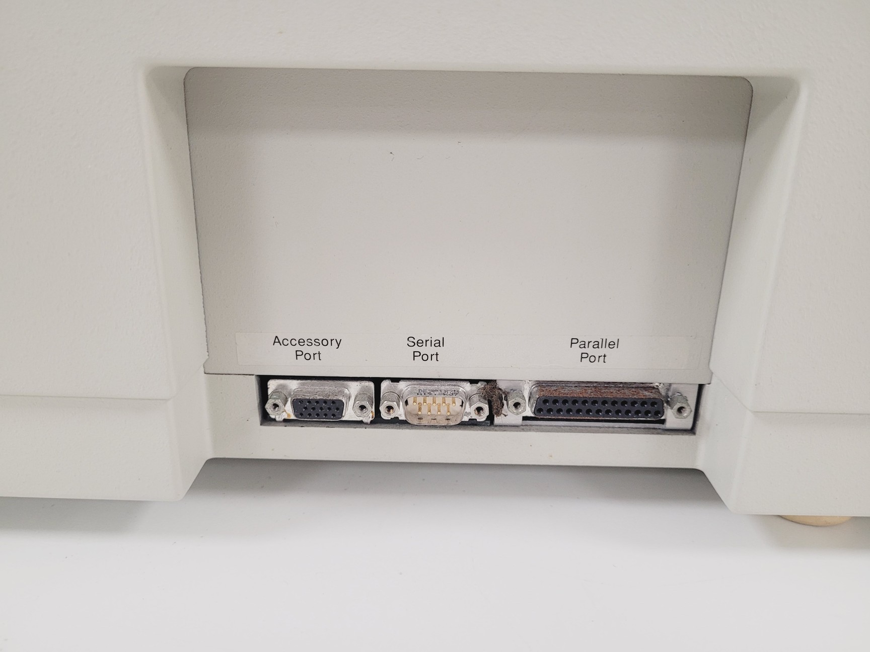 Image of Perkin Elmer Lambda 20 UV/Vis Spectrometer Lab