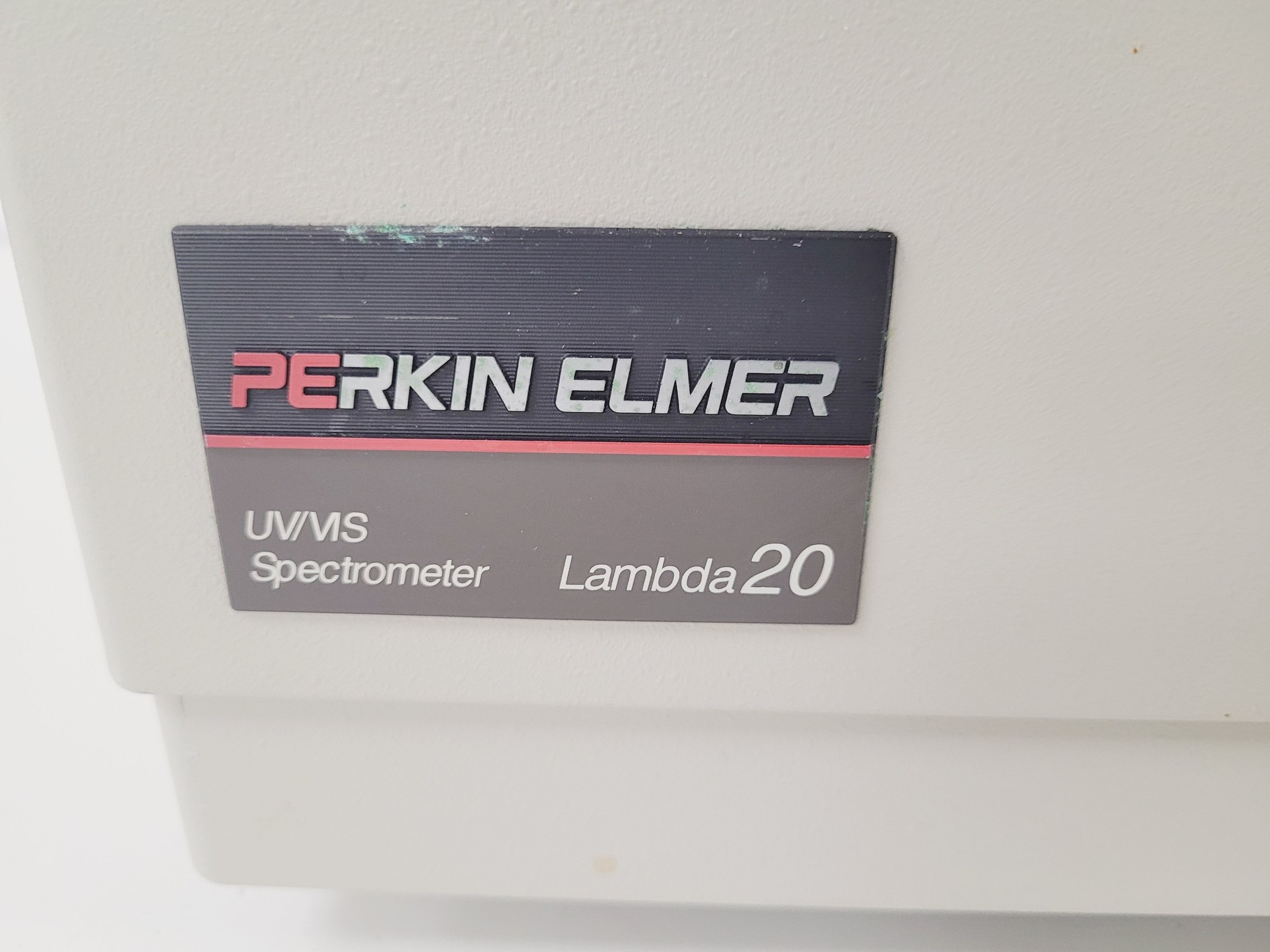 Image of Perkin Elmer Lambda 20 UV/Vis Spectrometer Lab