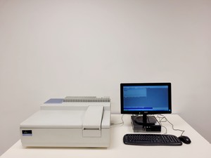 Thumbnail image of Perkin Elmer Lambda 35 UV/Vis Spectrophotometer System Lab