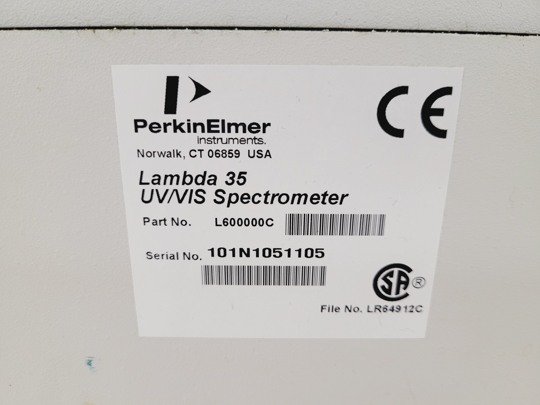 Image of Perkin Elmer Lambda 35 UV/Vis Spectrophotometer Lab