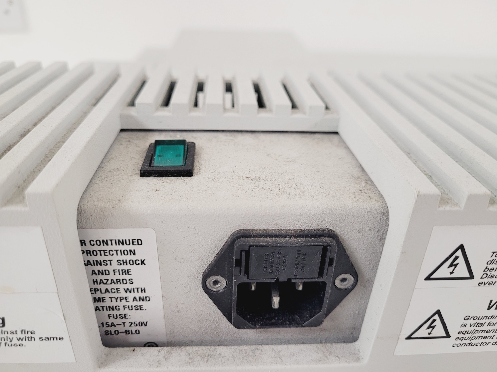 Image of Perkin Elmer Lambda 35 UV/Vis Spectrophotometer System Lab