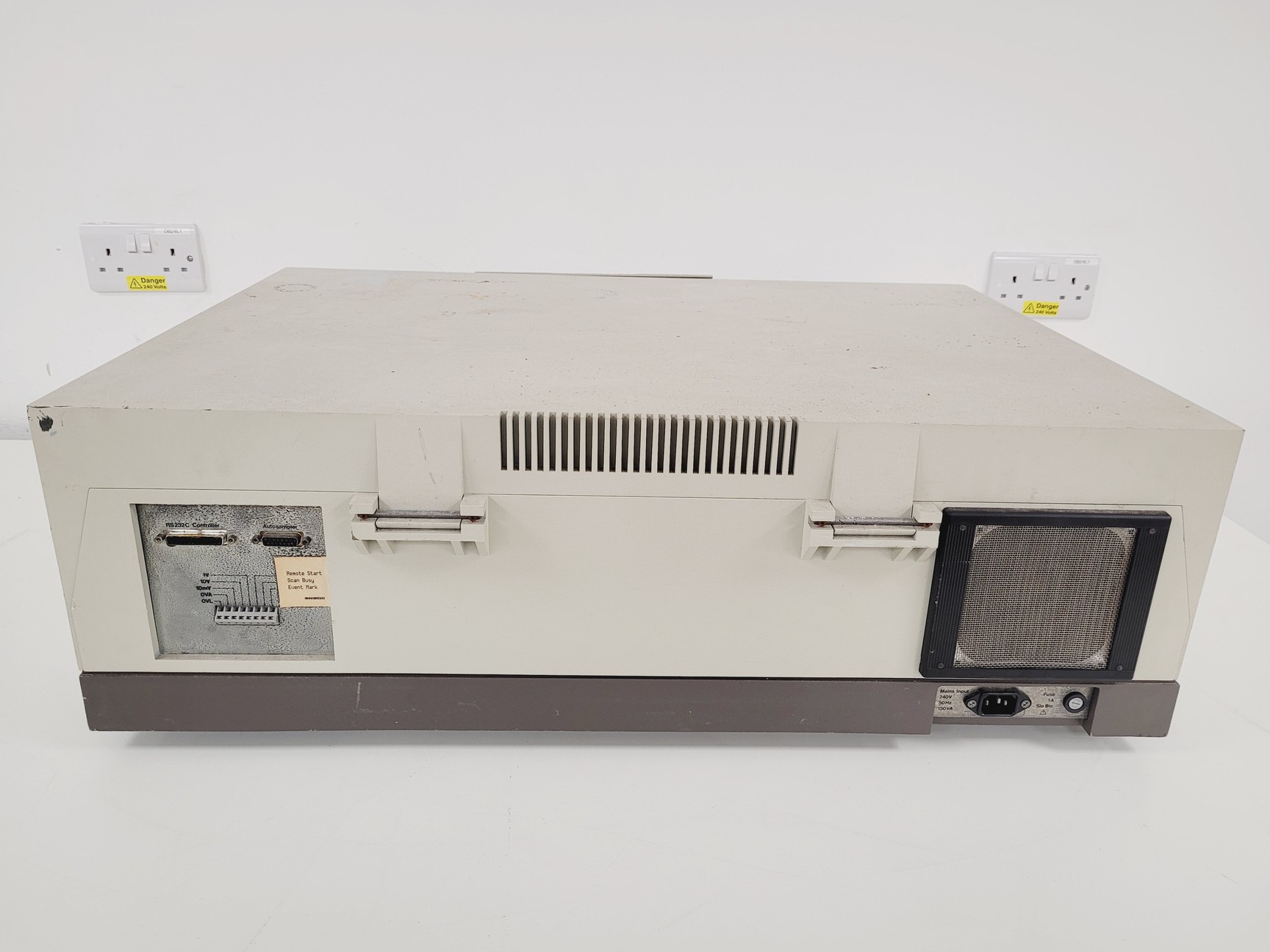 Image of Perkin Elmer Spectrometer LS 50 B Lab