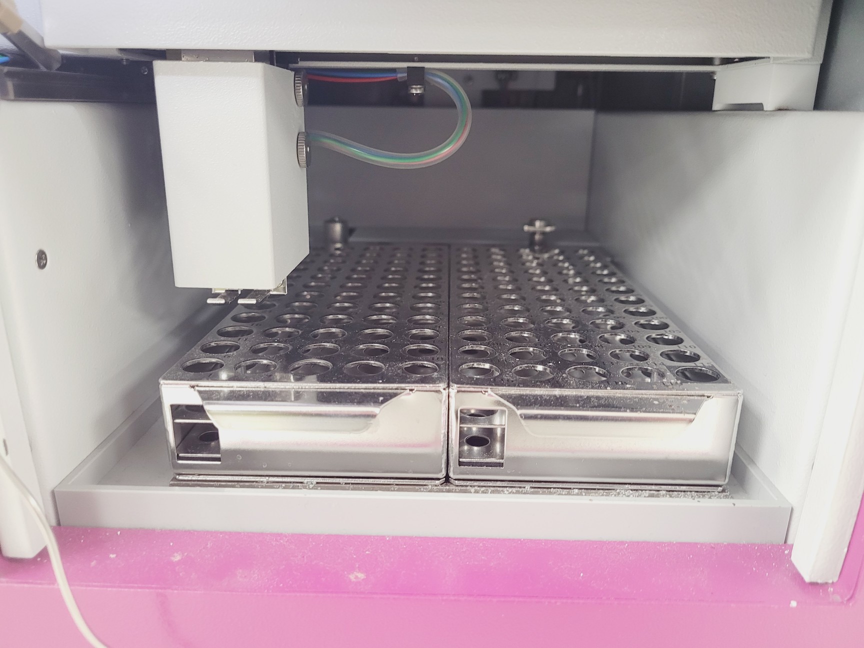 Image of Sykam Chromatography LaserChrom S 5200 Sample Injector Lab