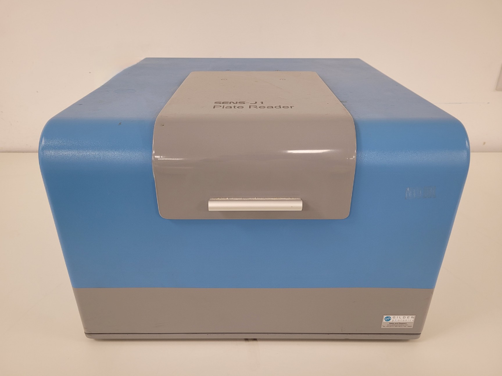 Image of Gilden Photonics fluoroSENS Fluorimeter w/ Sens-J1 Microplate Reader Lab