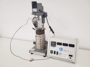 Thumbnail image of Sci Med Parr 5500 Pressure Chamber Reactor w/ 4848 Controller Spares/Repair Lab