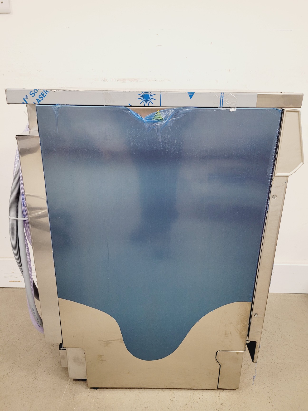 Image of Smeg Glass Washer Model GW2145 - Brand New Lab