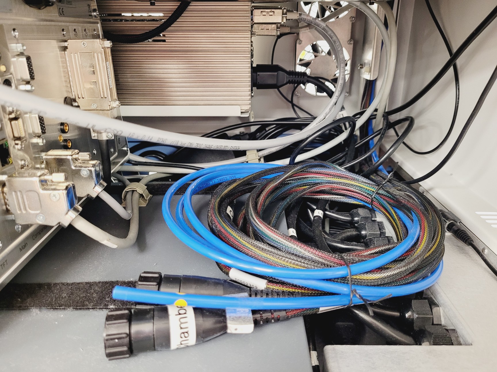 Image of Thermo Scientific Cellomics Arrayscan VTI HCS Reader w/ Software & RS Stacker