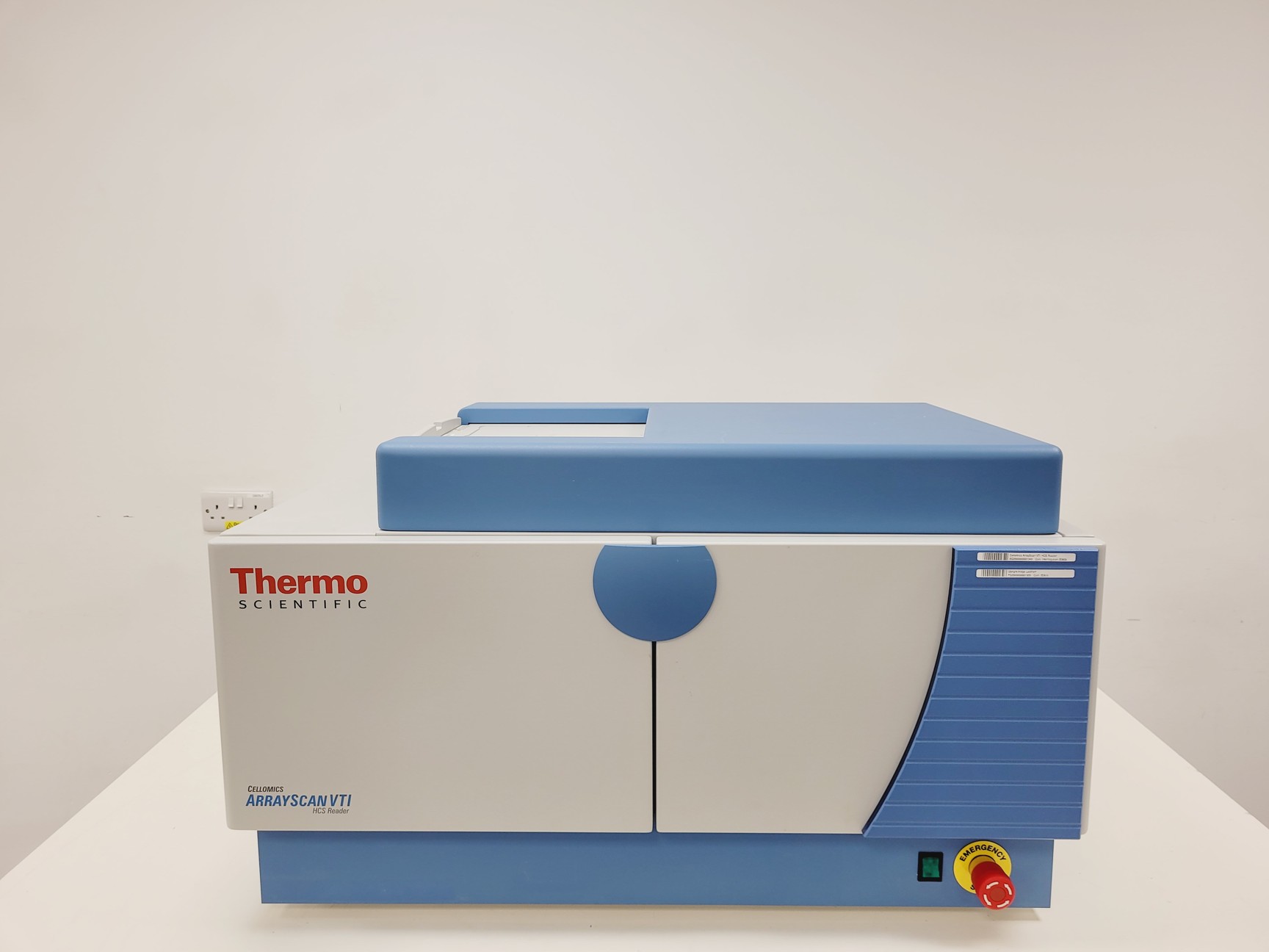 Image of Thermo Scientific Cellomics Arrayscan VTI HCS Reader w/ Software & RS Stacker 