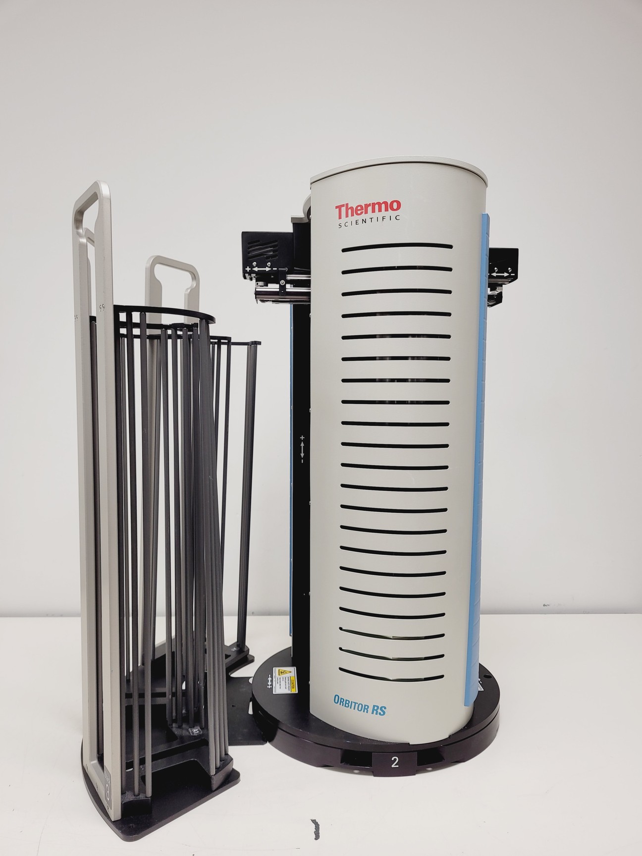 Image of Thermo Scientific Cellomics Arrayscan VTI HCS Reader w/ Software & RS Stacker