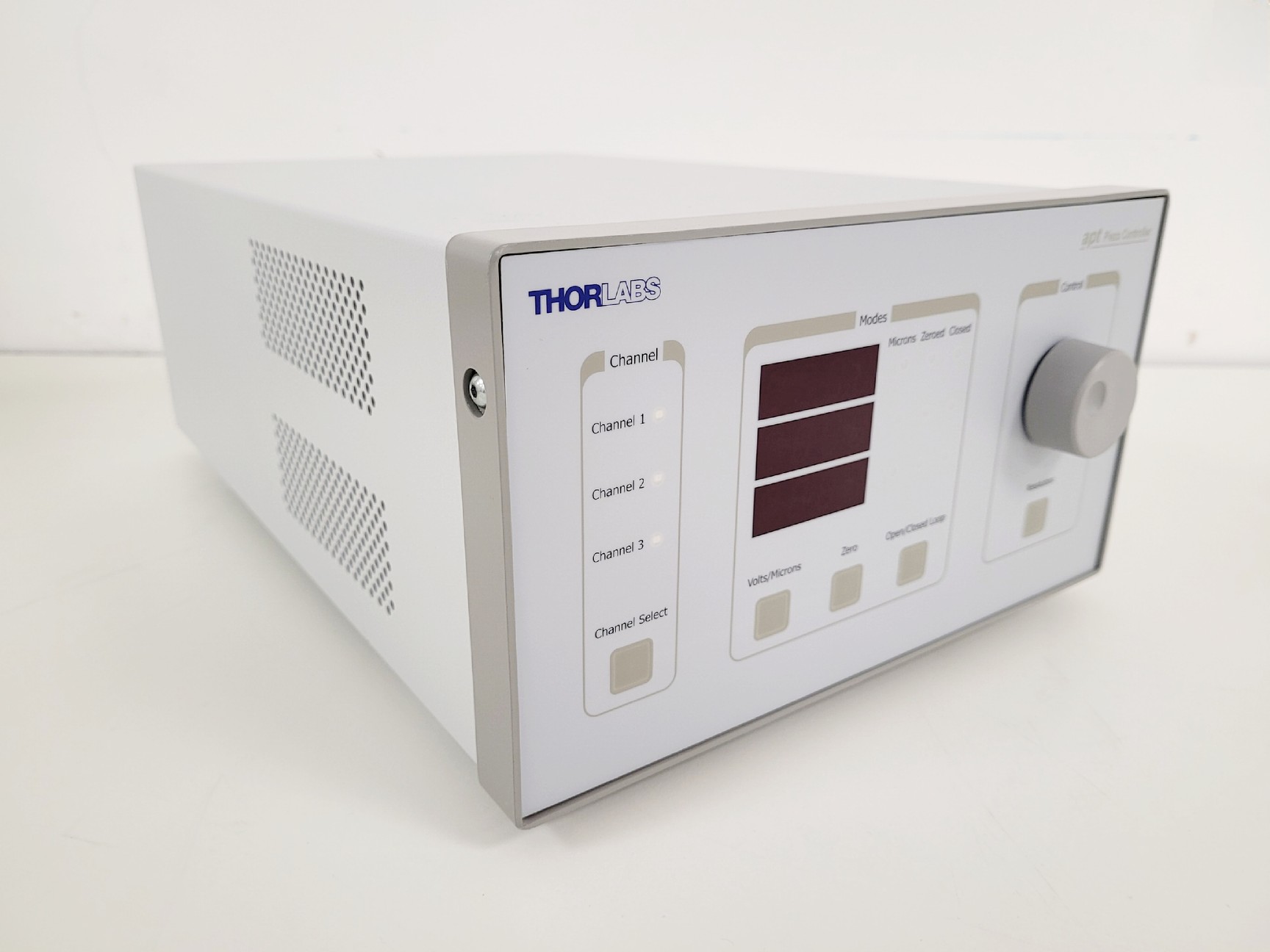 Image of Thorlabs BPC203 APT Piezo Controller Lab 