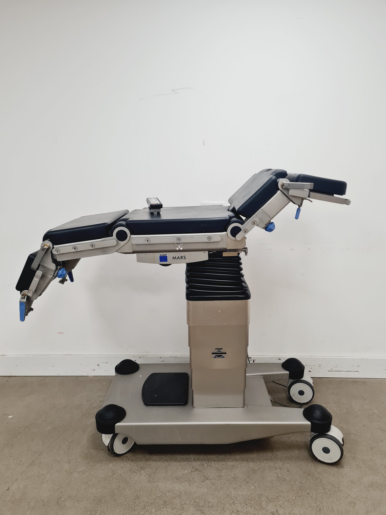 Image of TRUMPF Mars 2.04 Operating Table/Medical Bed Lab