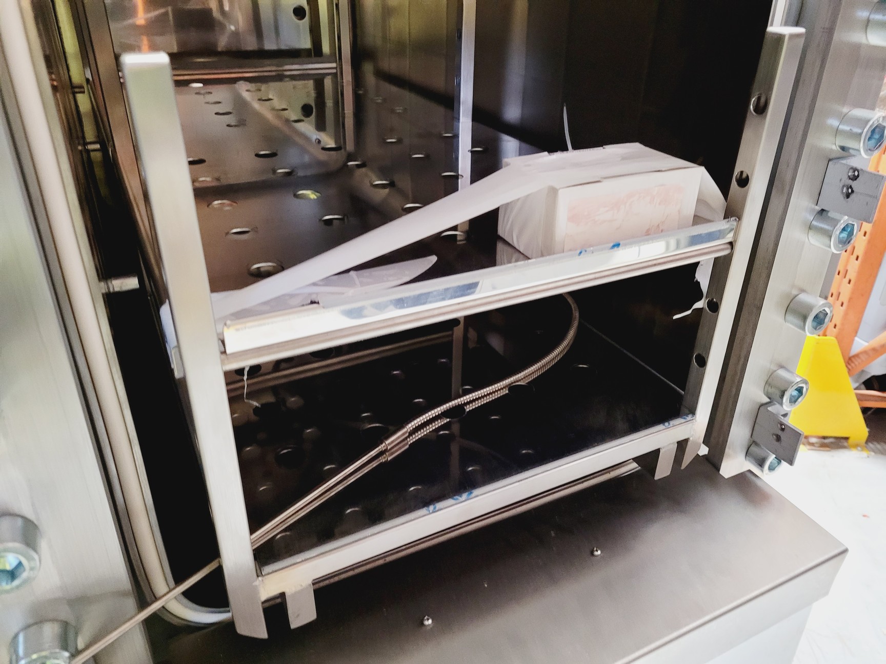 Image of Astell Model AVS250G Autoclave Lab