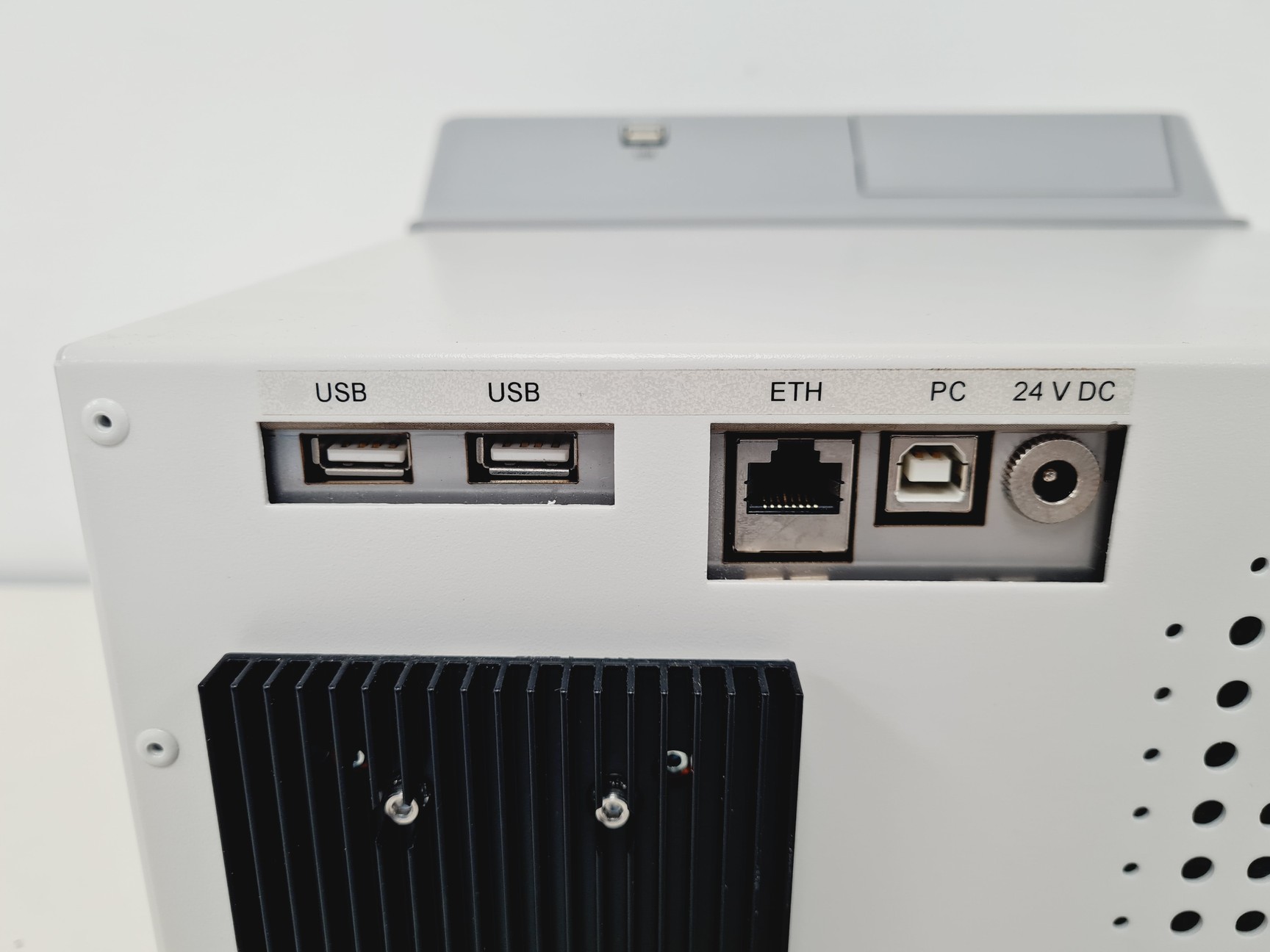 Thermo Scientific Multiskan Sky 1530 Touch Microplate Spectrophotometer ...