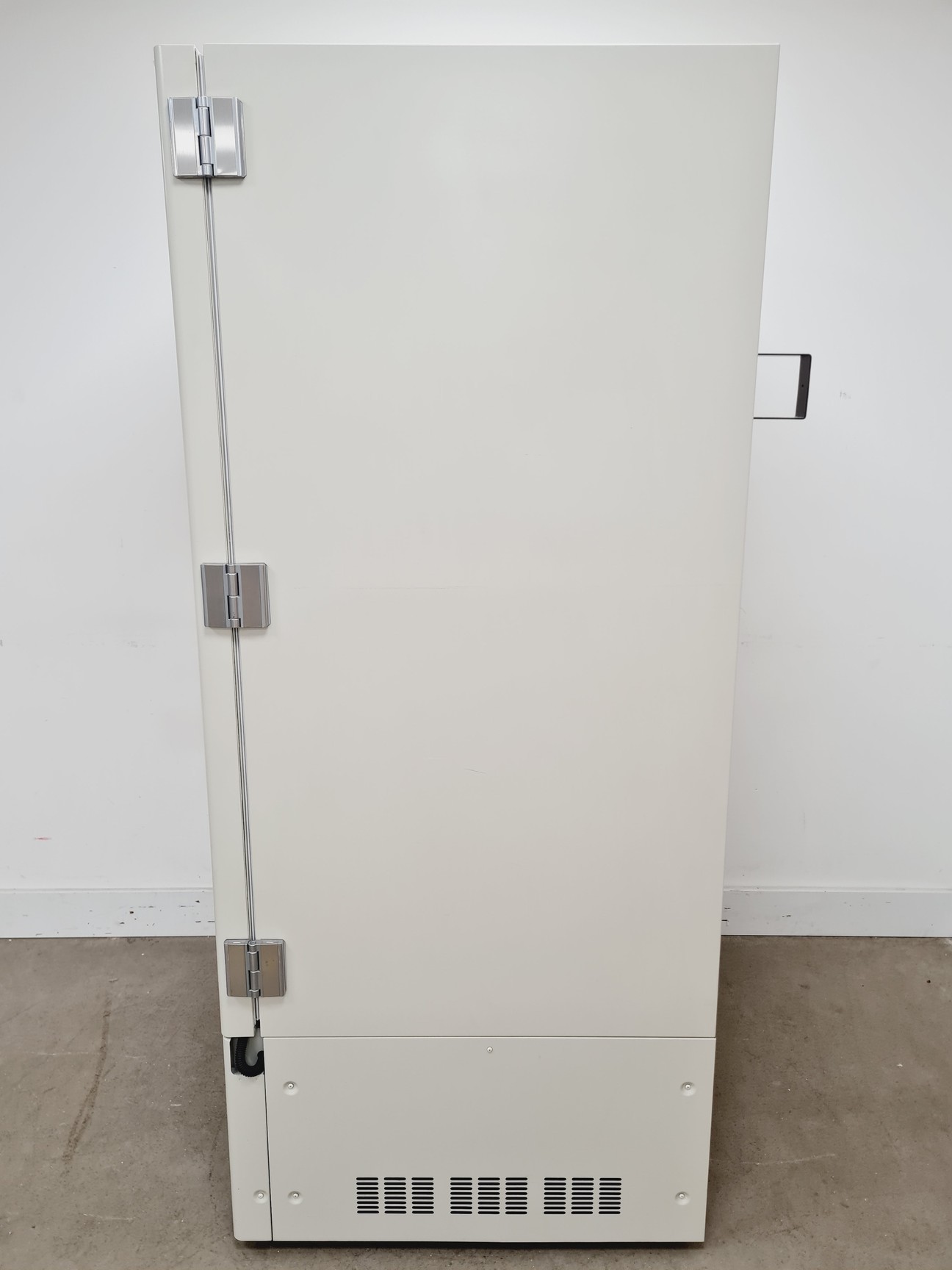 Image of Sanyo VIP Series MDF-U74V ULT Ultra Low Temperature Freezer Lab