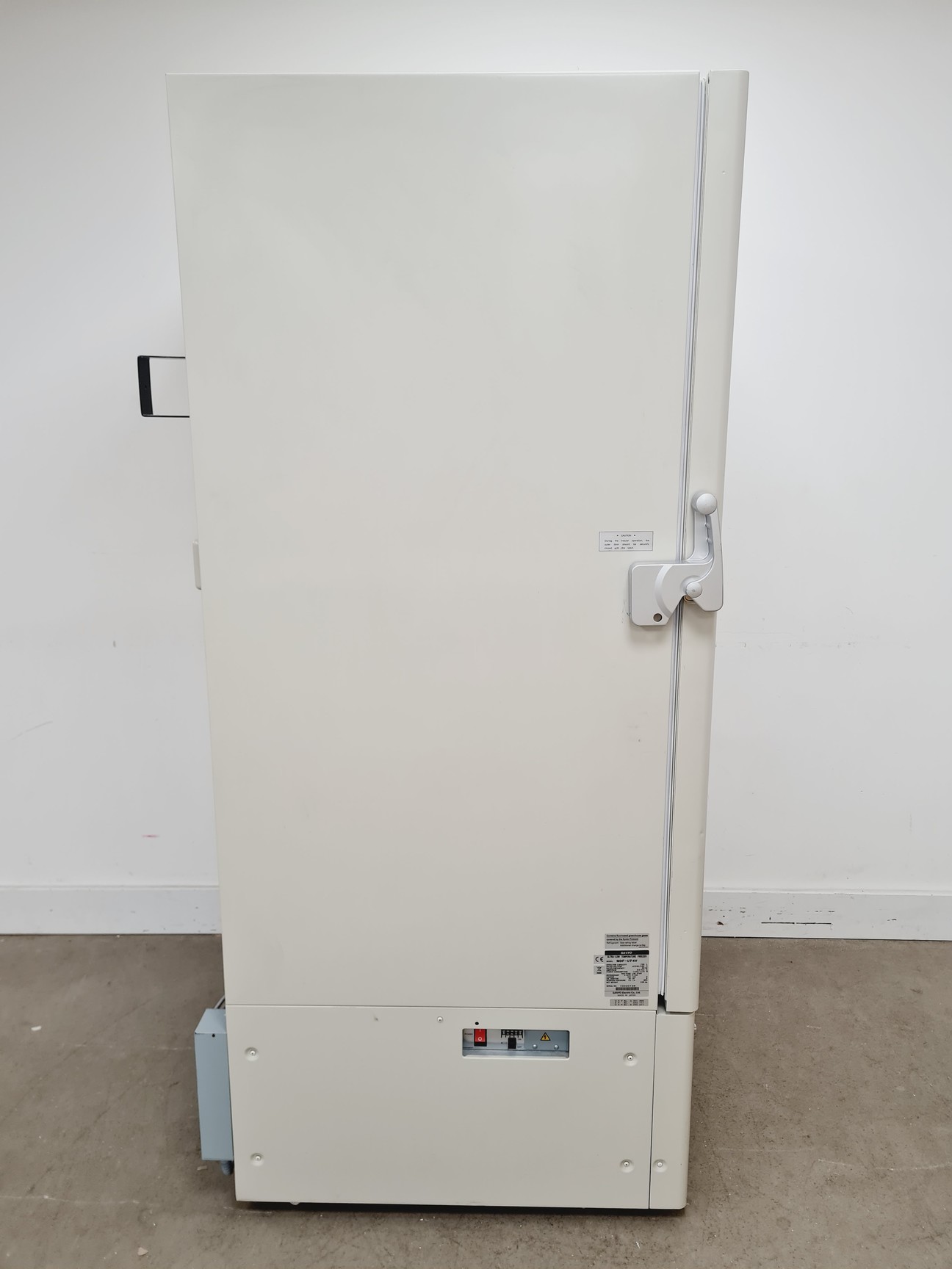 Image of Sanyo VIP Series MDF-U74V ULT Ultra Low Temperature Freezer Lab