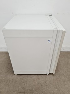 Thumbnail image of Thermo Scientific HERAcell 150i CO2 Incubator Lab